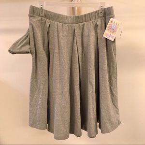 LuLaRoe skirt, size L, new with tags.